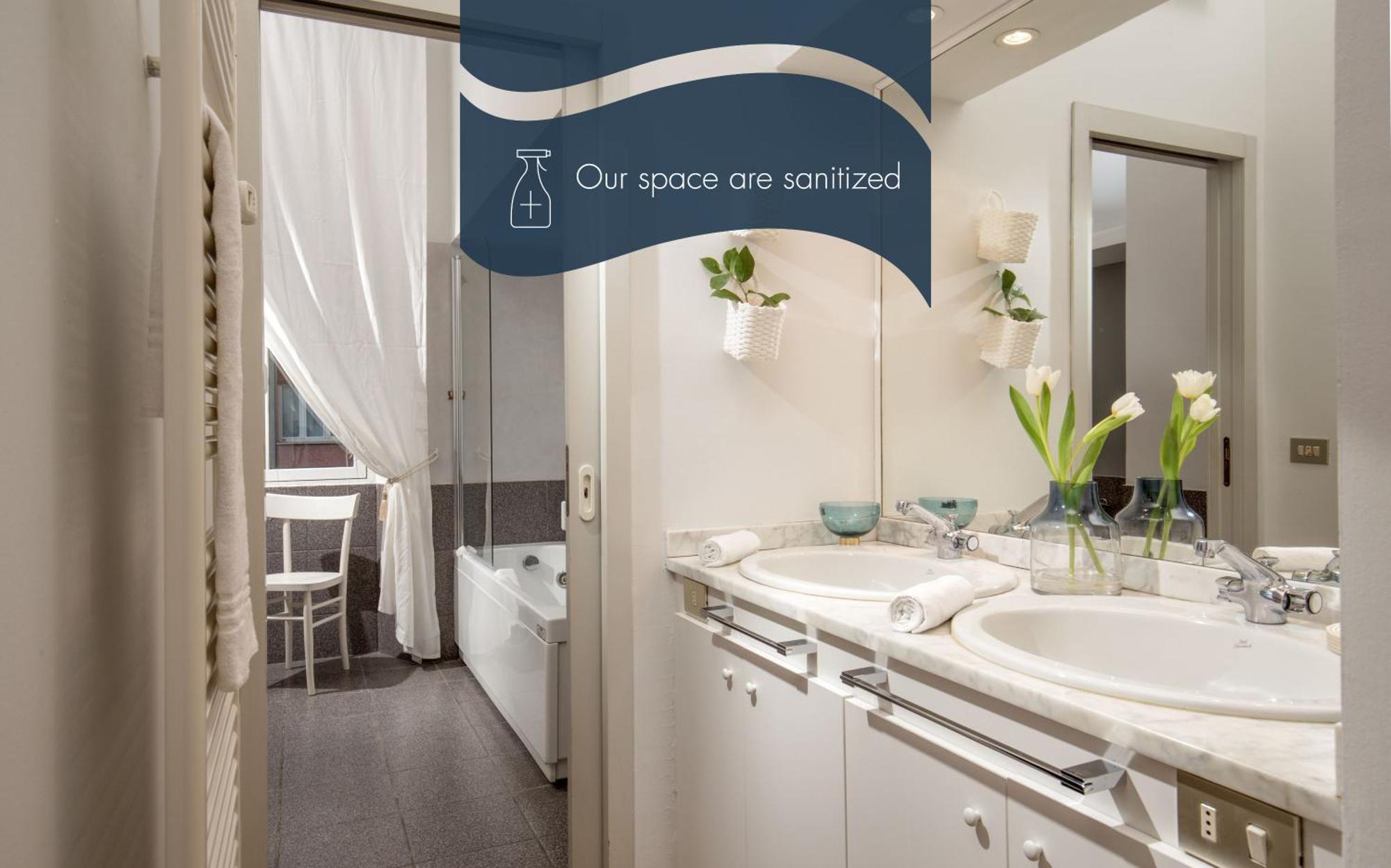 Daplace - Renzo Apartment Milan Bagian luar foto