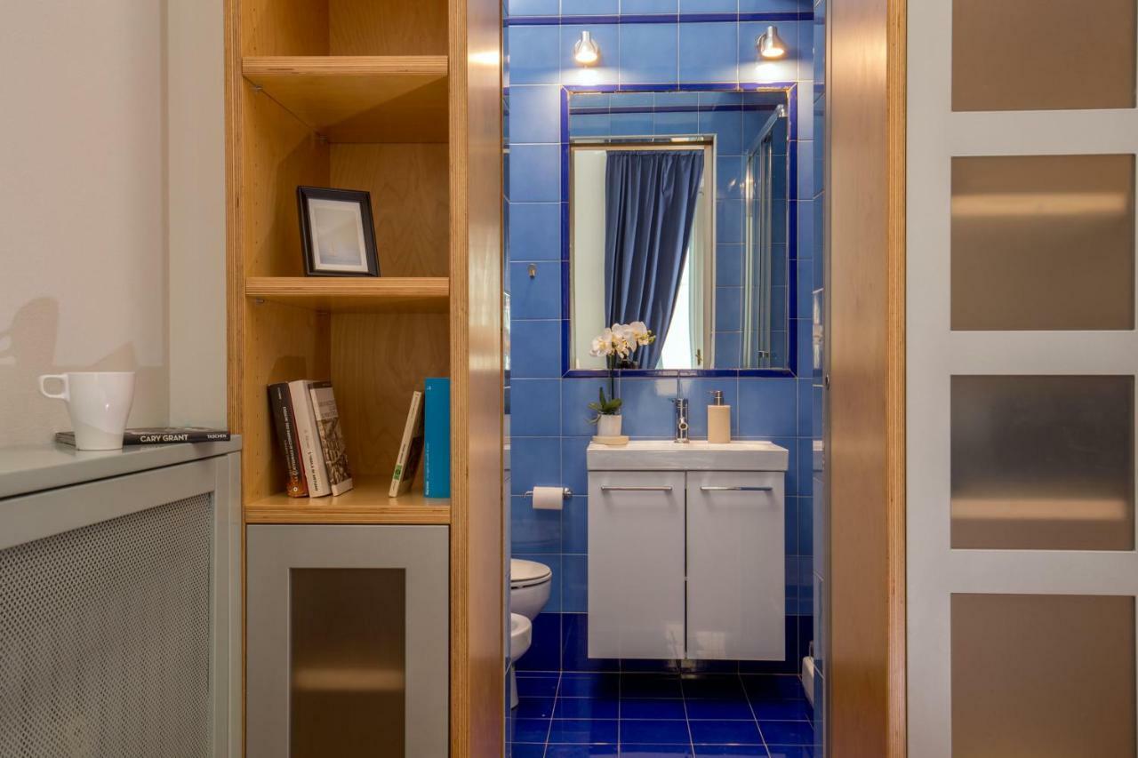 Daplace - Renzo Apartment Milan Bagian luar foto